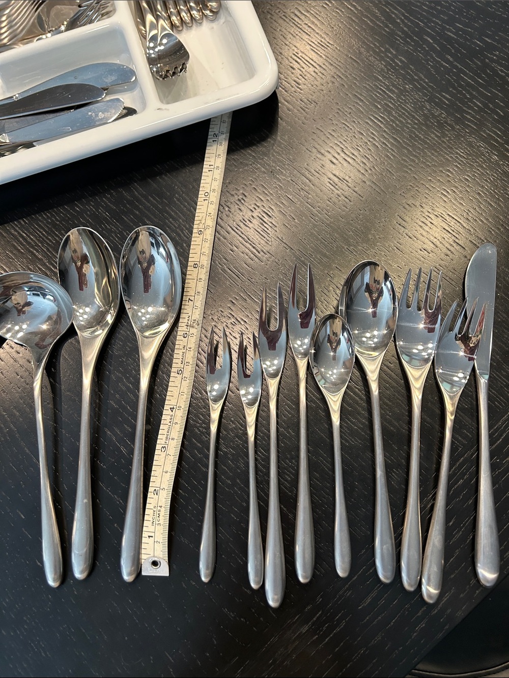 Rosenthal Taille 70 Piece Polished Silver Stainless Flatware Set - Picture 10 of 12